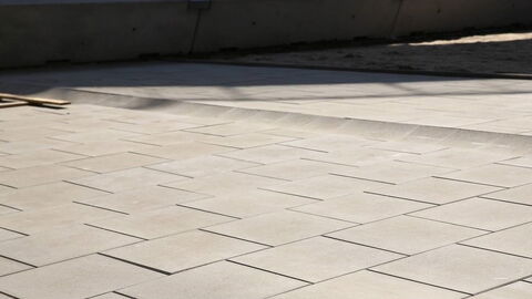 Obrázek produktu Dlažba betonová CS BETON Formela III velká šedá – 500 x 500 x 50 mm 